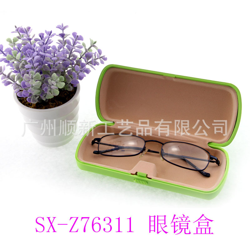 【2015夏日新品】厂家低价批发精美优质轻便彩色塑料光学眼镜盒8