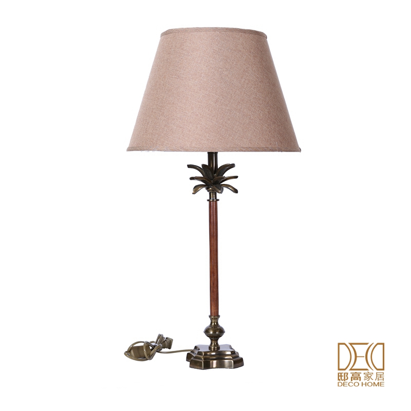 美式台灯 新古典台灯 欧式台灯 欧式卧室书房书桌装饰品 灯饰摆件3