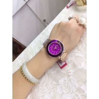 紫色手表