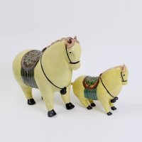 黄色动物创意陶瓷工艺品 软装饰品客厅桌面摆件 陶瓷马HSM-A/HSM-B