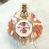 新款时尚潮流女款手链表