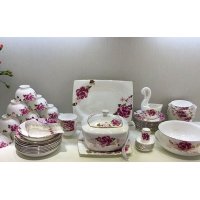 70头套装餐具盛世牡丹