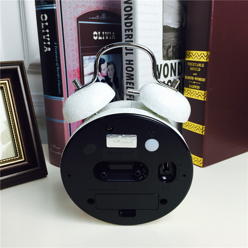 简约复古做旧白色静音床头打铃钟闹钟 桌面个性创意时钟3