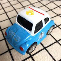 模型车 蓝色哆啦A梦小汽车模型玩具车
