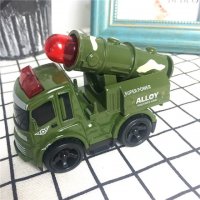 模型车 绿色战斗车模型玩具车