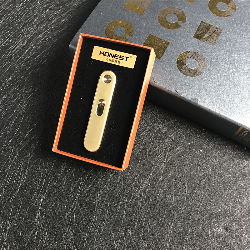 便携防风金属打火机小巧时尚创意打火机点烟器2