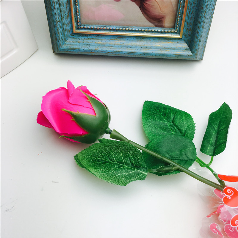 玫瑰红爆款玫瑰香皂花束礼盒康乃馨肥皂花批发情人节母亲节生日礼品厂家1