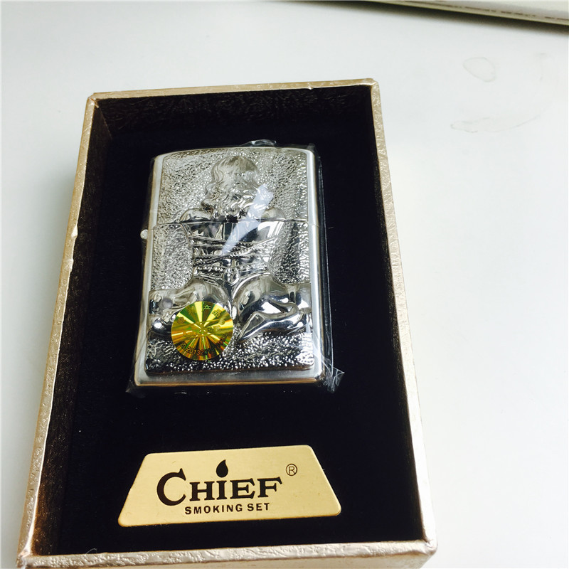 银色个性创意防风火机3