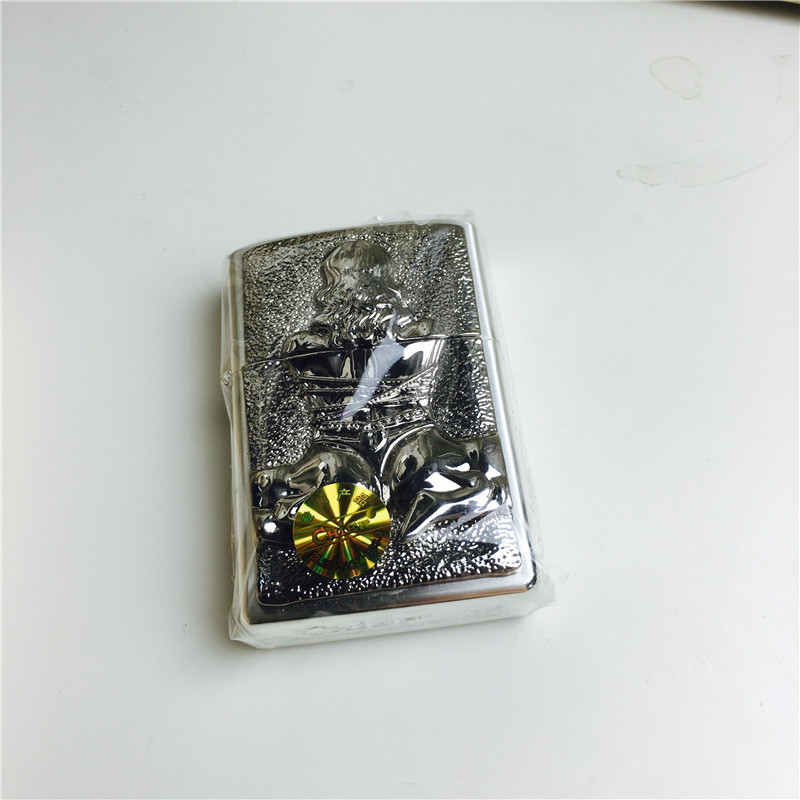 银色个性创意防风火机4