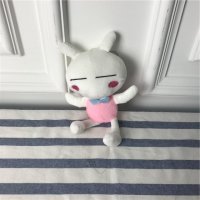 白色粉衣小白兔 PP棉 抱枕毛绒玩具送女友生儿童婚庆礼物