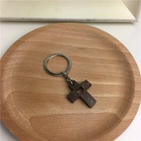 褐色 椰子壳 十字架 钥匙扣 椰子壳材质钥匙扣个性礼品