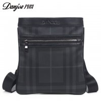 丹爵(DANJUE)男包时尚防水单肩斜挎包休闲男包男士包潮包超薄型20101-6