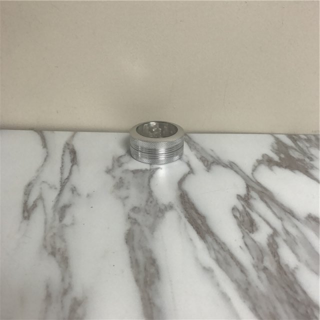 时尚便携磨烟器