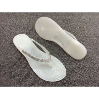 时尚闪钻人字拖 时尚家居鞋 舒适女装拖鞋