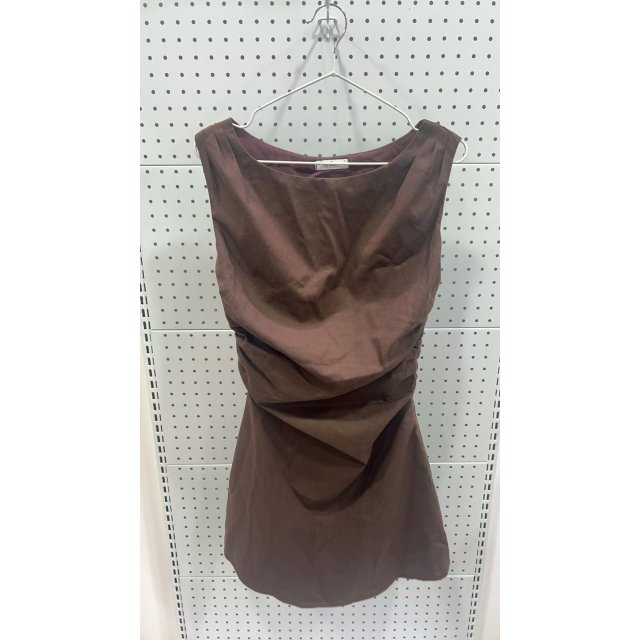 简约气质百搭皱褶收腰修身无袖连衣裙