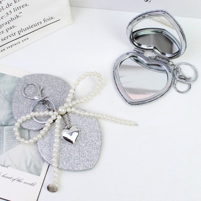 银闪爱心迷你化妆镜随身携带折叠镜子钥匙扣饰品包包挂件