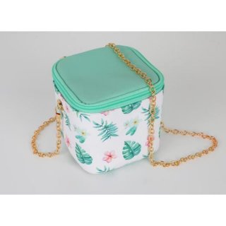 少女小清新大容量透明PVC化妆包防水洗漱包旅行收纳包袋链条斜挎