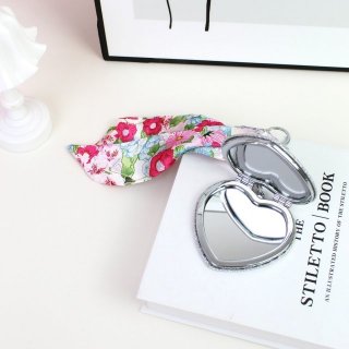 法式复古碎花丝带闪银爱心折叠化妆镜小镜子便携随身补妆镜挂包镜