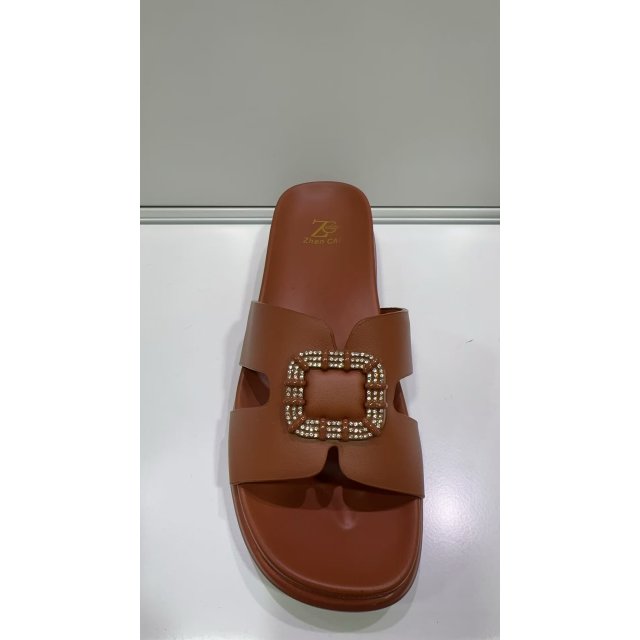 平底凉皮鞋